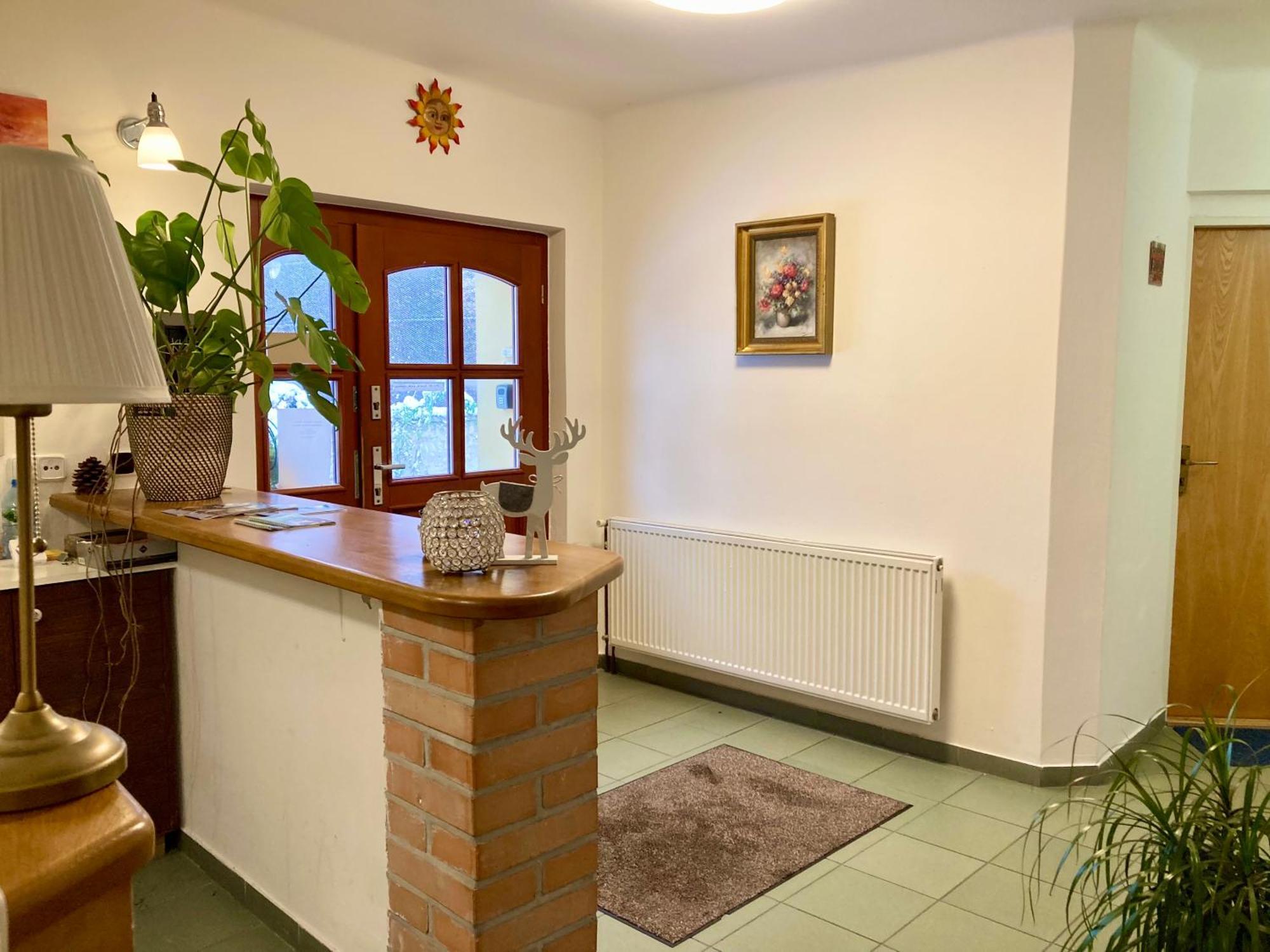 Guesthouse Mikulas Mikulov - Free Parking In The City Center Exterior photo