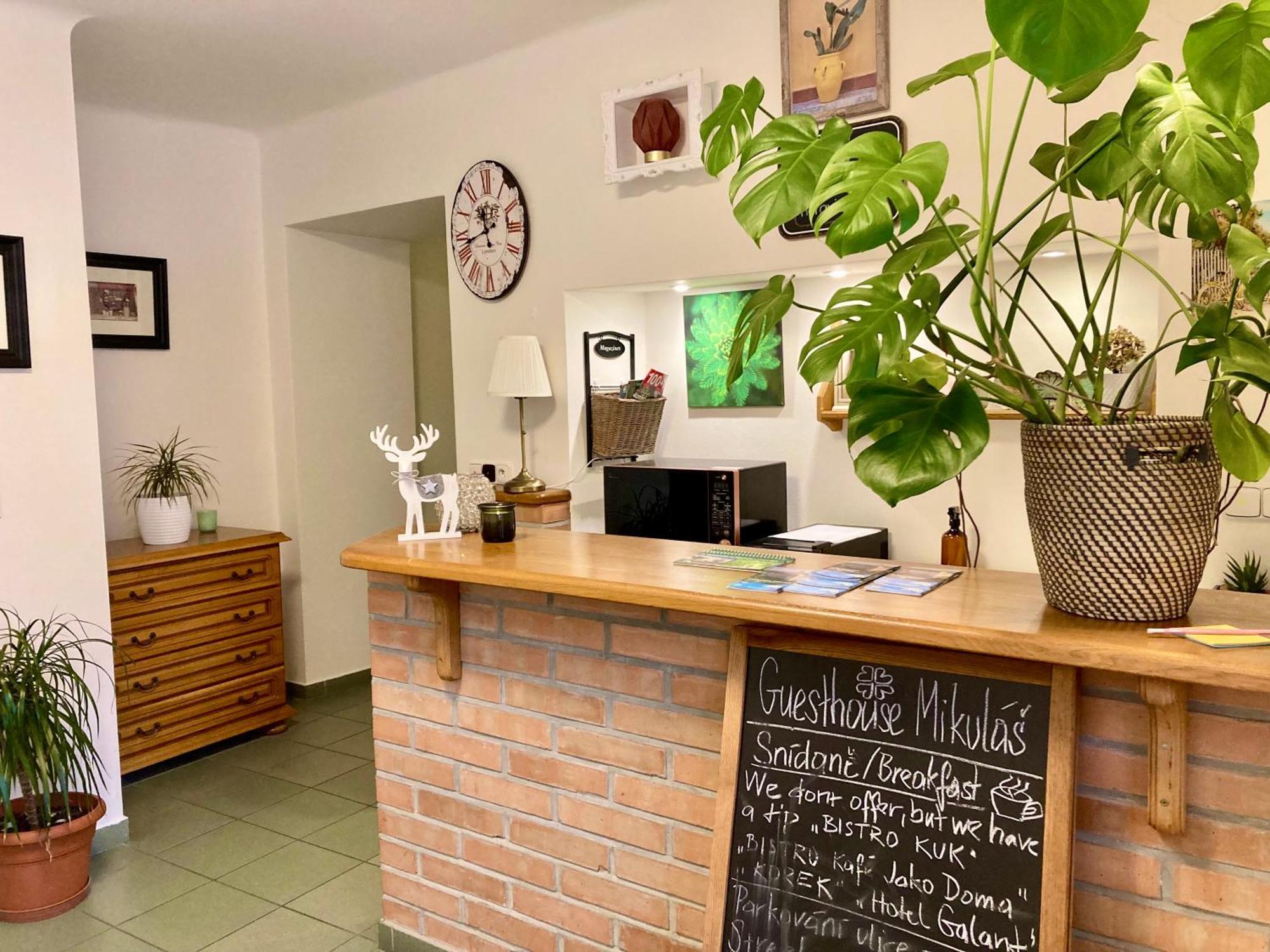 Guesthouse Mikulas Mikulov - Free Parking In The City Center Exterior photo